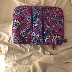 vera bradley comp. case